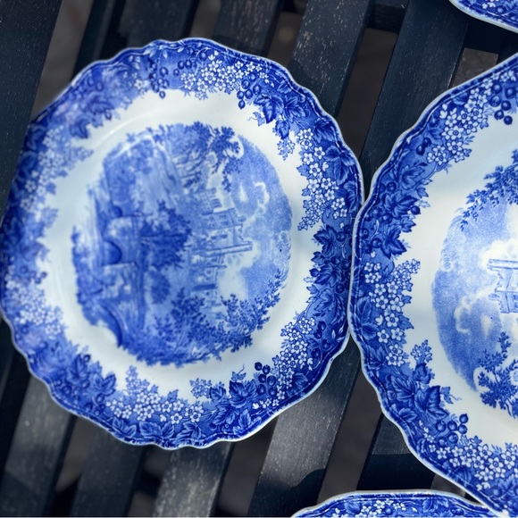 Haddon Hall vintage dishes - Picture 3 of 11